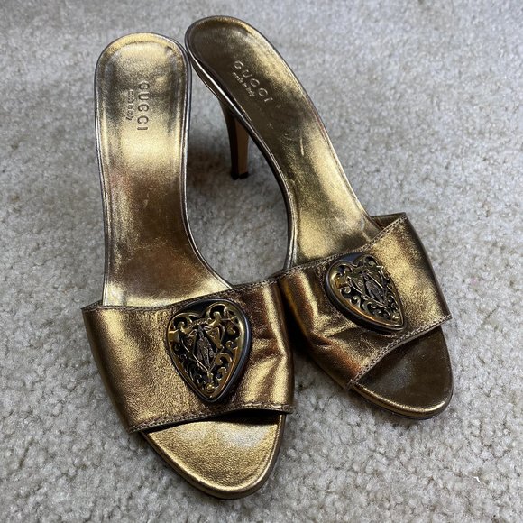 Gucci Gold Hysteria Bronze Leather Sandal - Picture 3 of 8